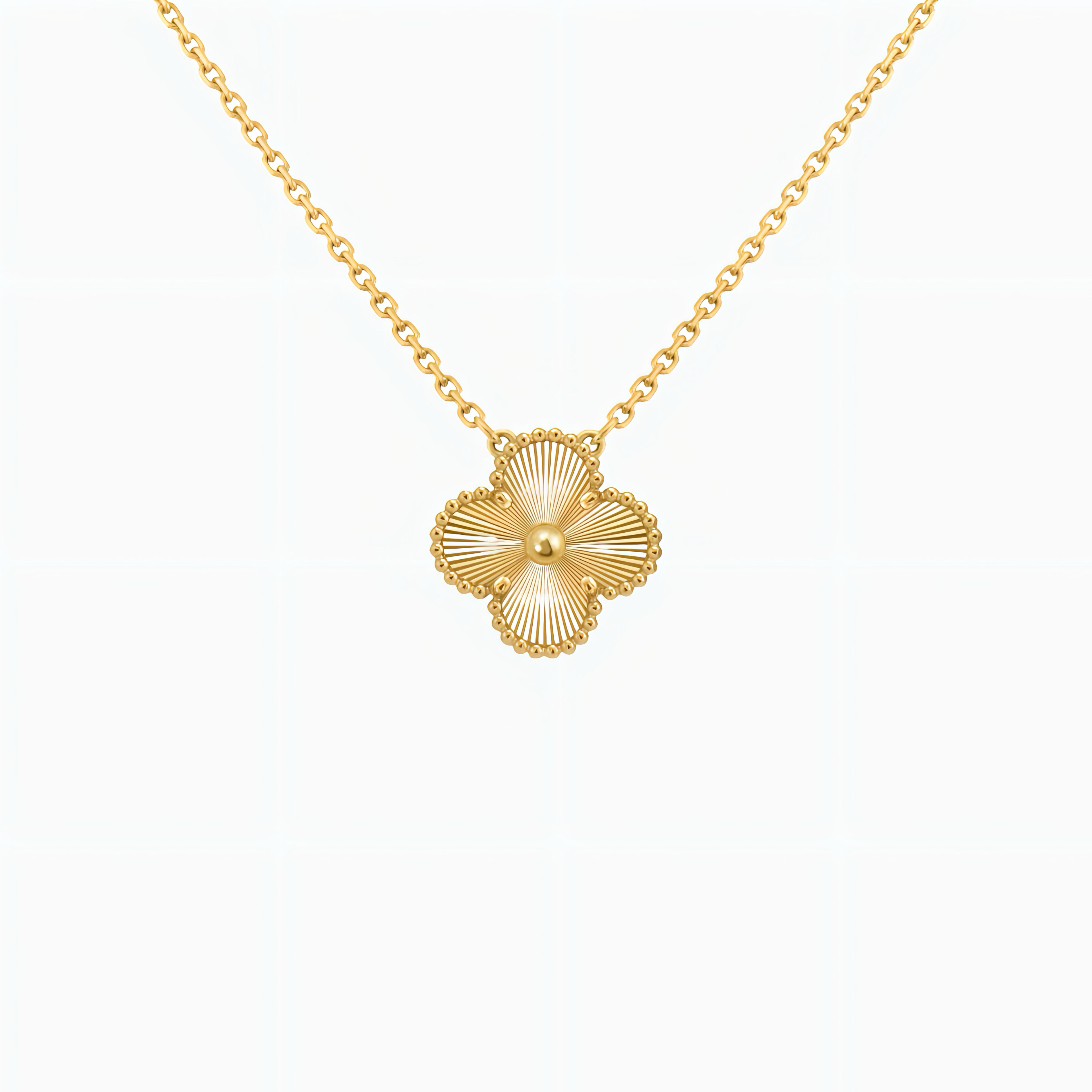 Collier Trèfle gravé